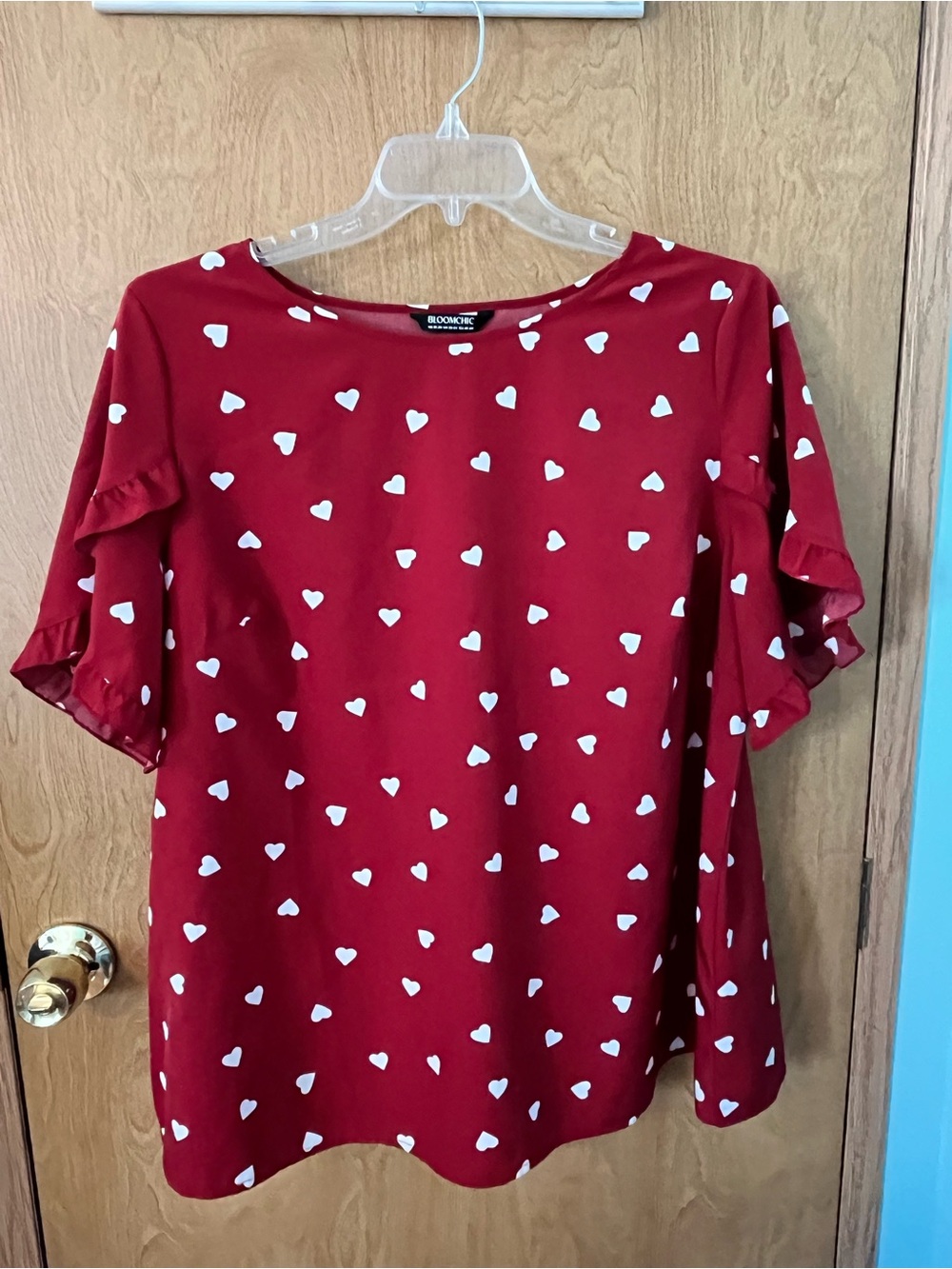 BloomChic Women’s Red White Hearts Print Ruffle Sleeve Pullover Blouse SZ 18-20